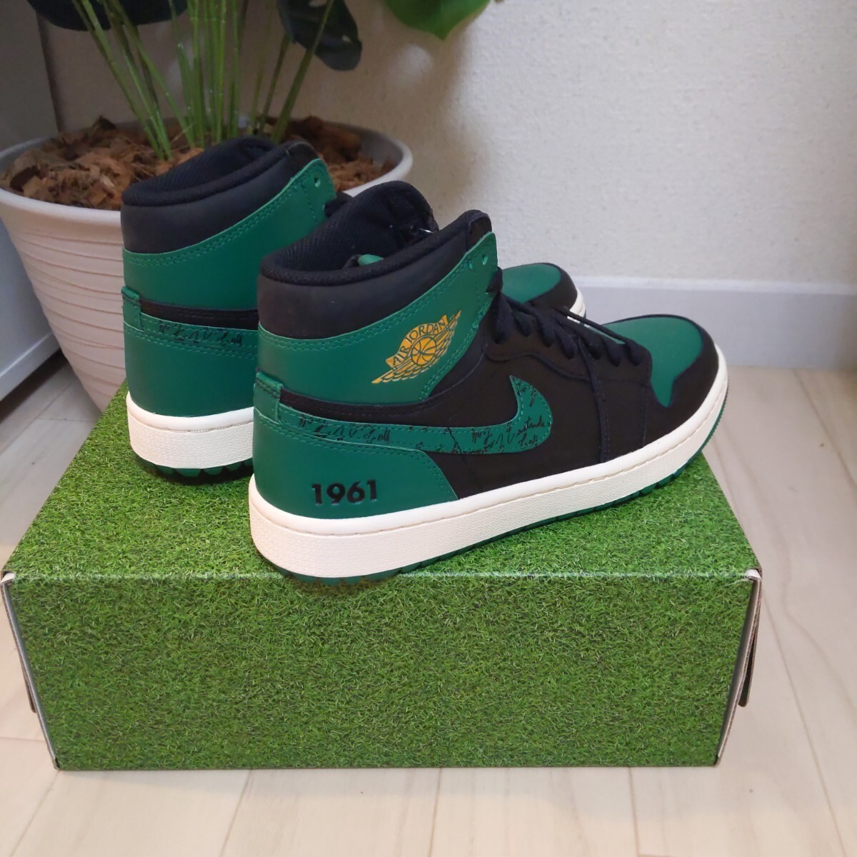 【限定レア】ナイキJORDAN 1 RETRO HIGH GOLF 25.5_画像3