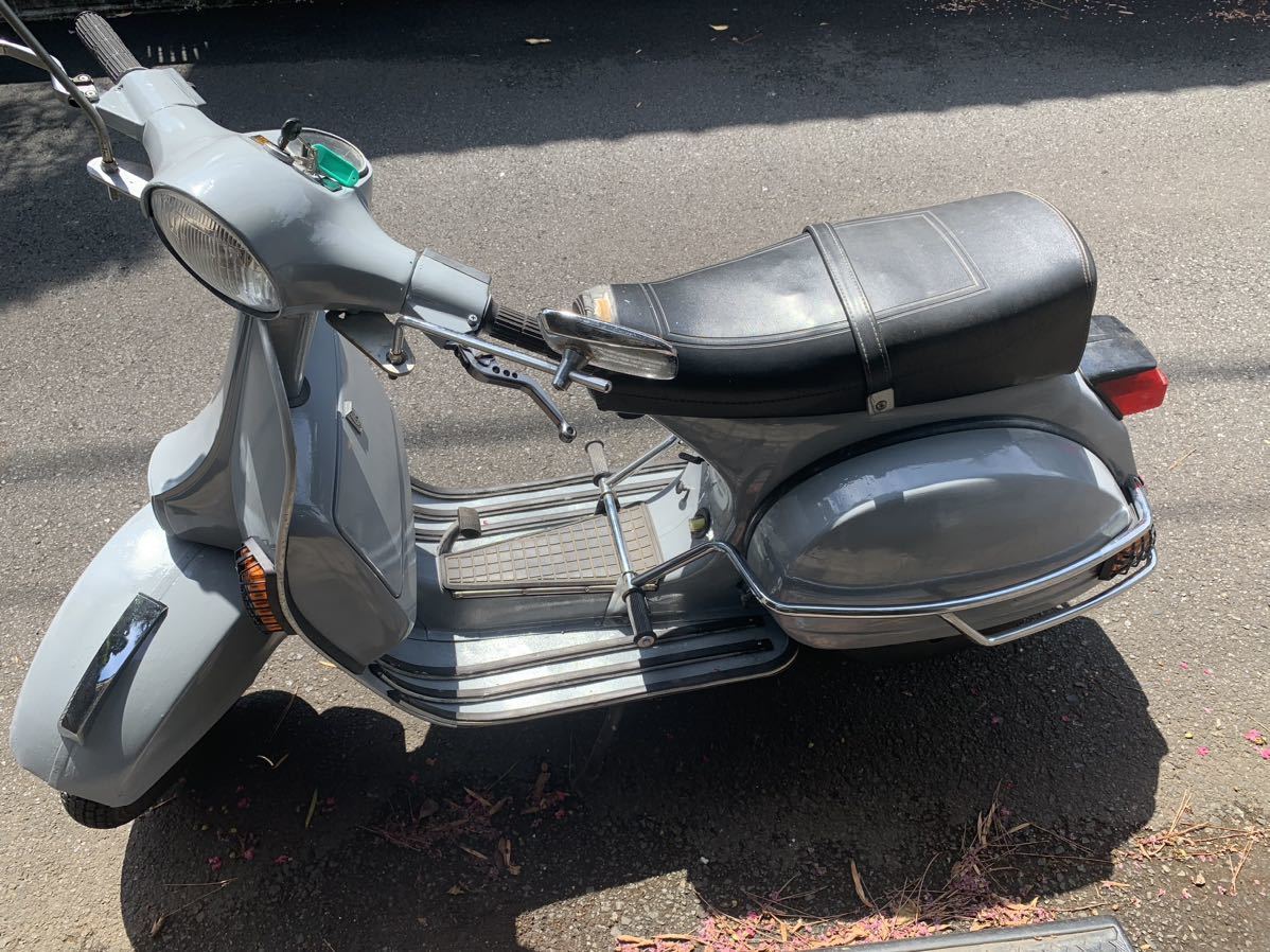 【個人出品・引取】ベスパ　ラージベスパ用　ボディバンパー　　　　　検索）Vespa　PX　LML_装着イメージです