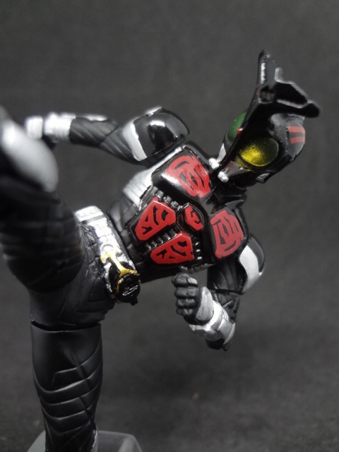 仮面ライダーダークカブト　　仮面ライダーカブト・アクションポーズ_画像3