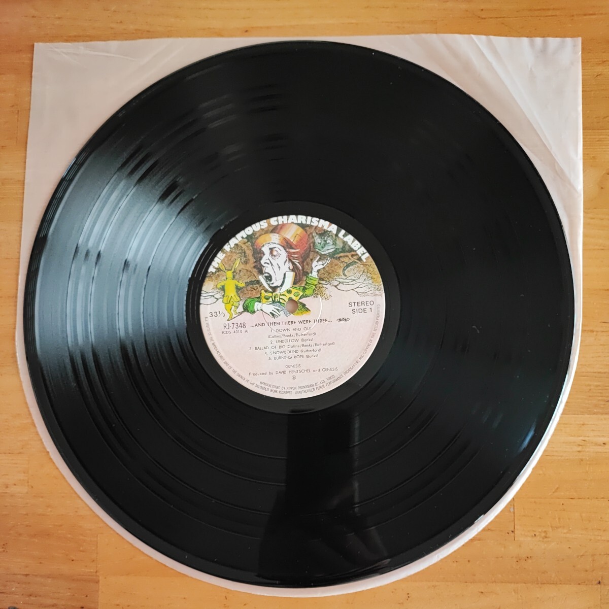 ジェネシス「そして三人が残った」LP日本盤帯付_画像5