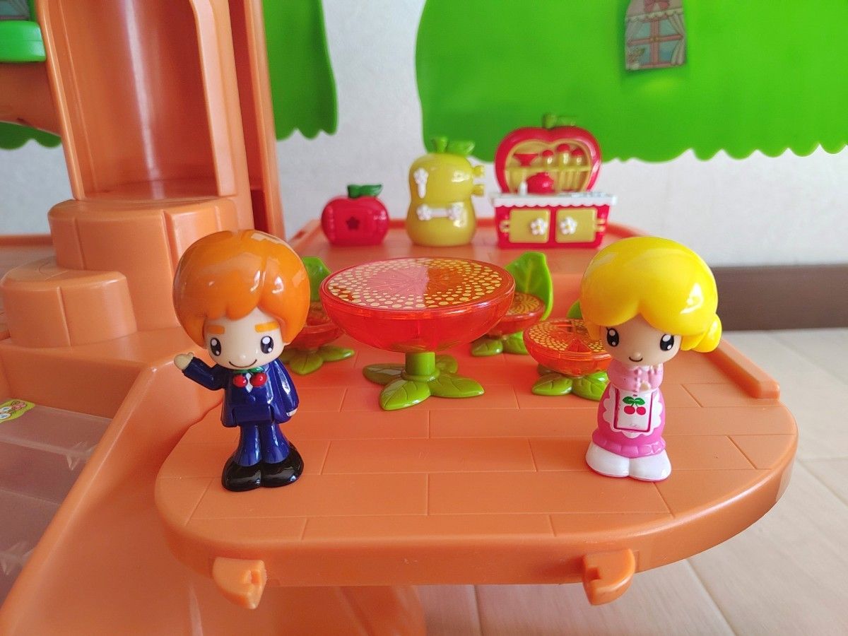 こえだちゃん ピアノの階段と大きな木のおうち タカラトミー こえだちゃん ピアノの階段と大きな木のおうち タカラトミー