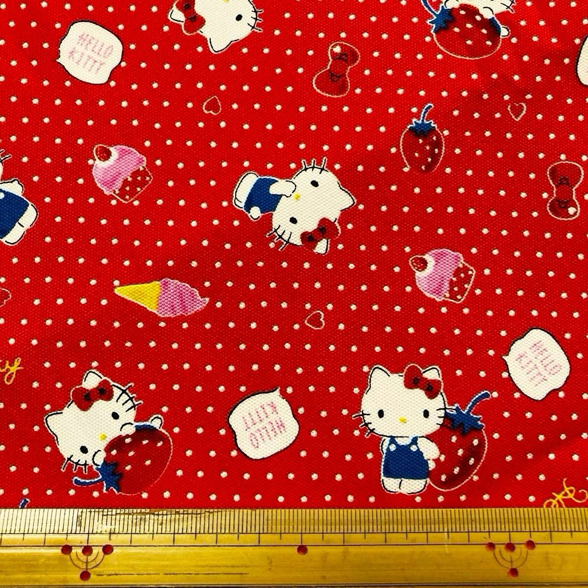 ハローキティ生地《日本限定品・2019年製》 ドット 綿オックス ハローキティ生地《日本限定品・2019年製》 ドット 綿オックス