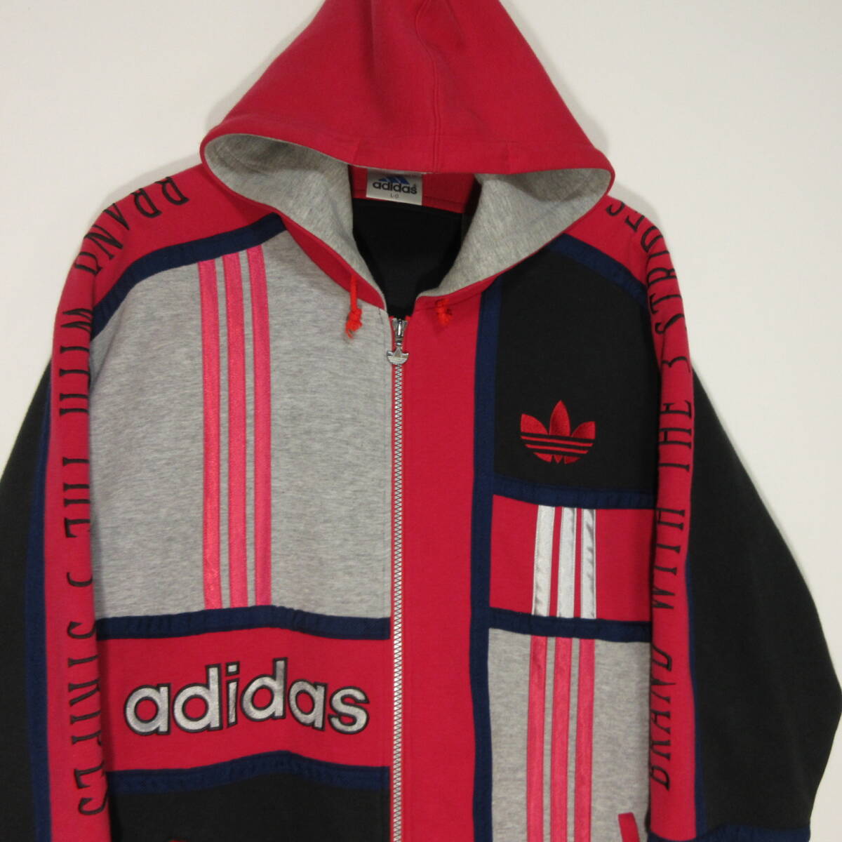 90s　adidas　オールドアディダス　クレイジーパターン　フルジップスウェットパーカー　表記サイズL‐O_画像1