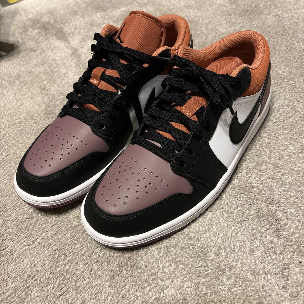 NIKE AIR JORDAN1 ナイキ スニーカー LOW SE 28センチ　_画像1