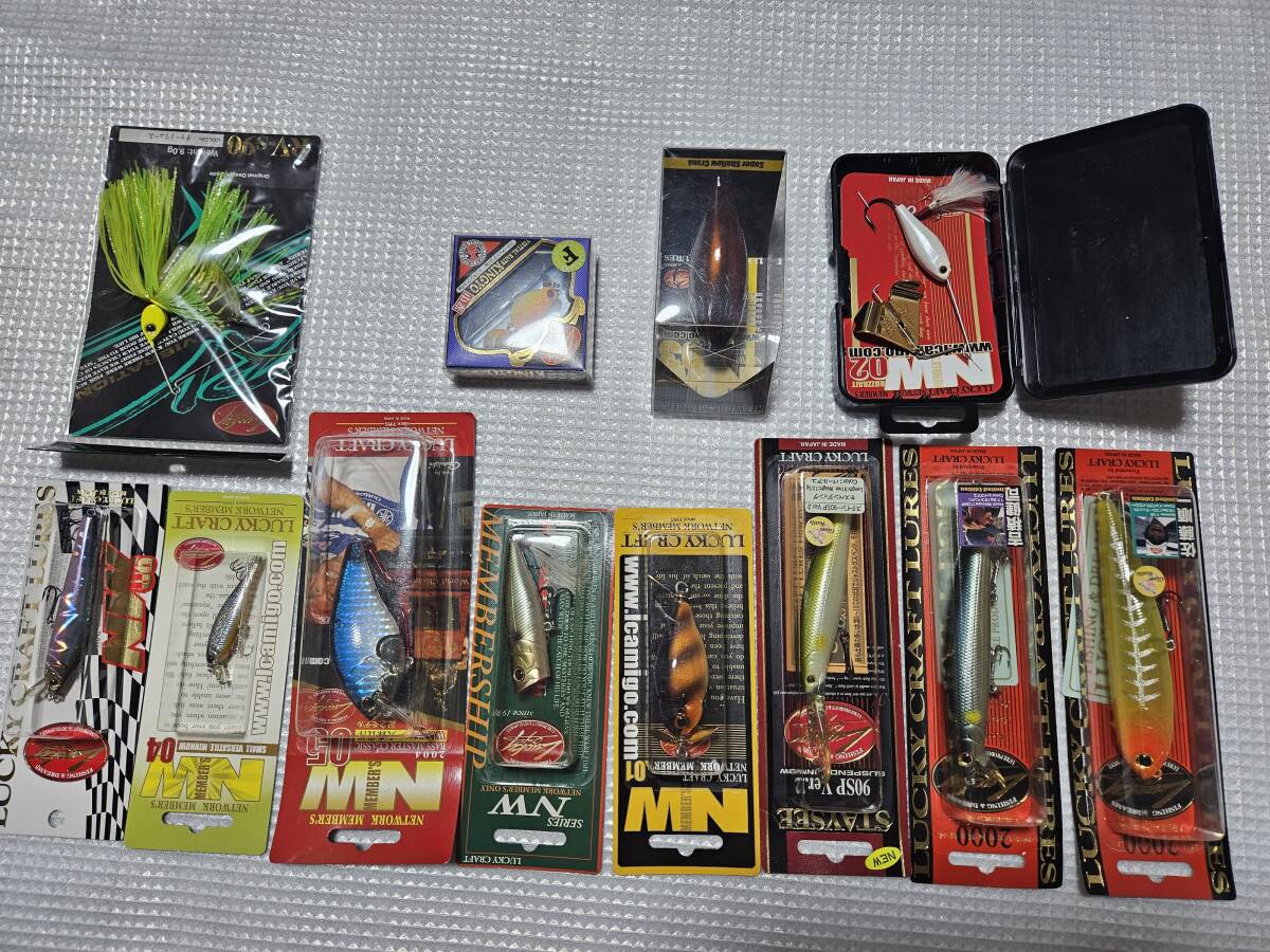 見事な創造力 誰にもわかる 鉱物鑑定便覧 (鉱物の見分け方)/矢口武雄/昭和15年 地学