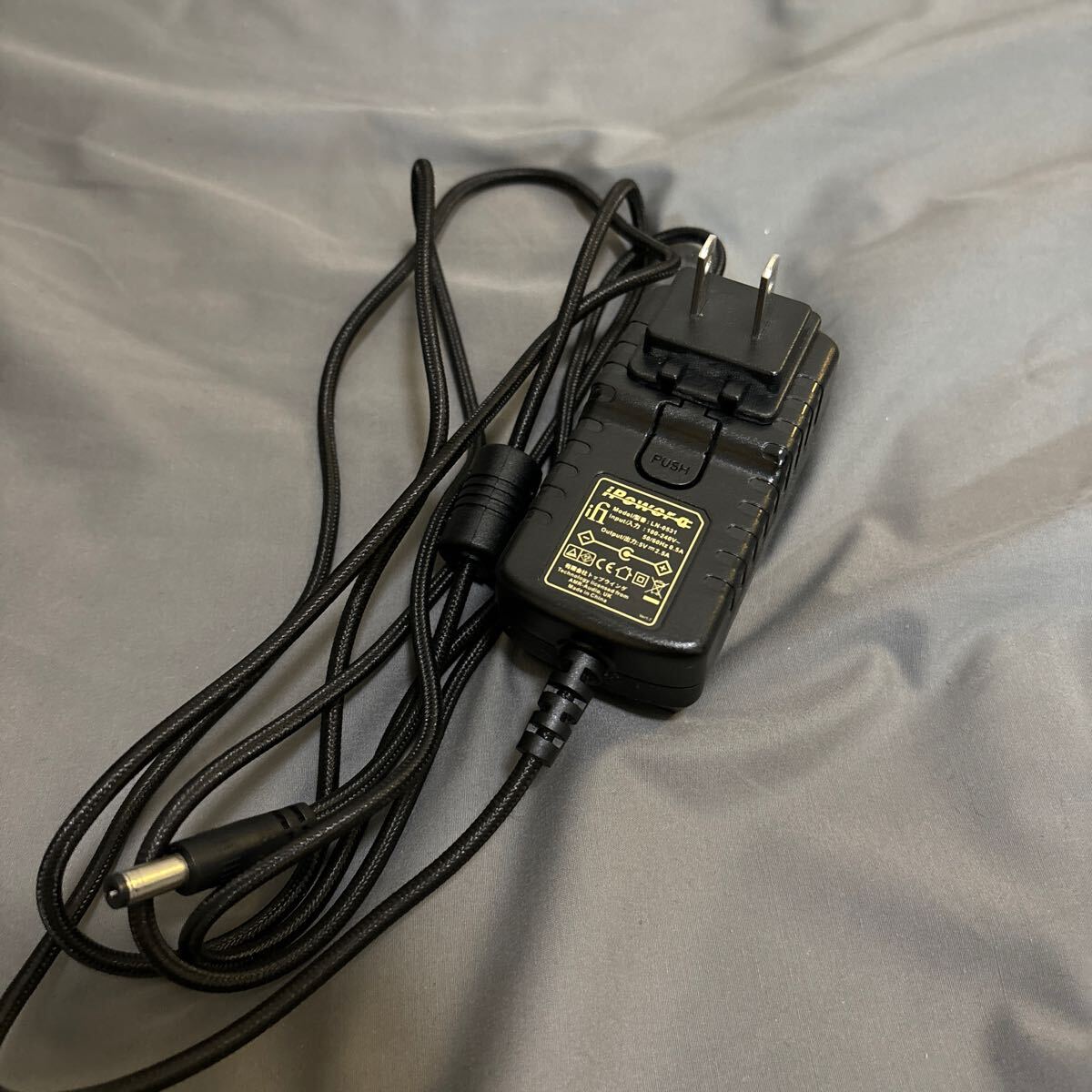 [中古品]iFi audio iPower II 5V 超ローノイズACアダプター【国内正規品】 5V/2.5A_画像3