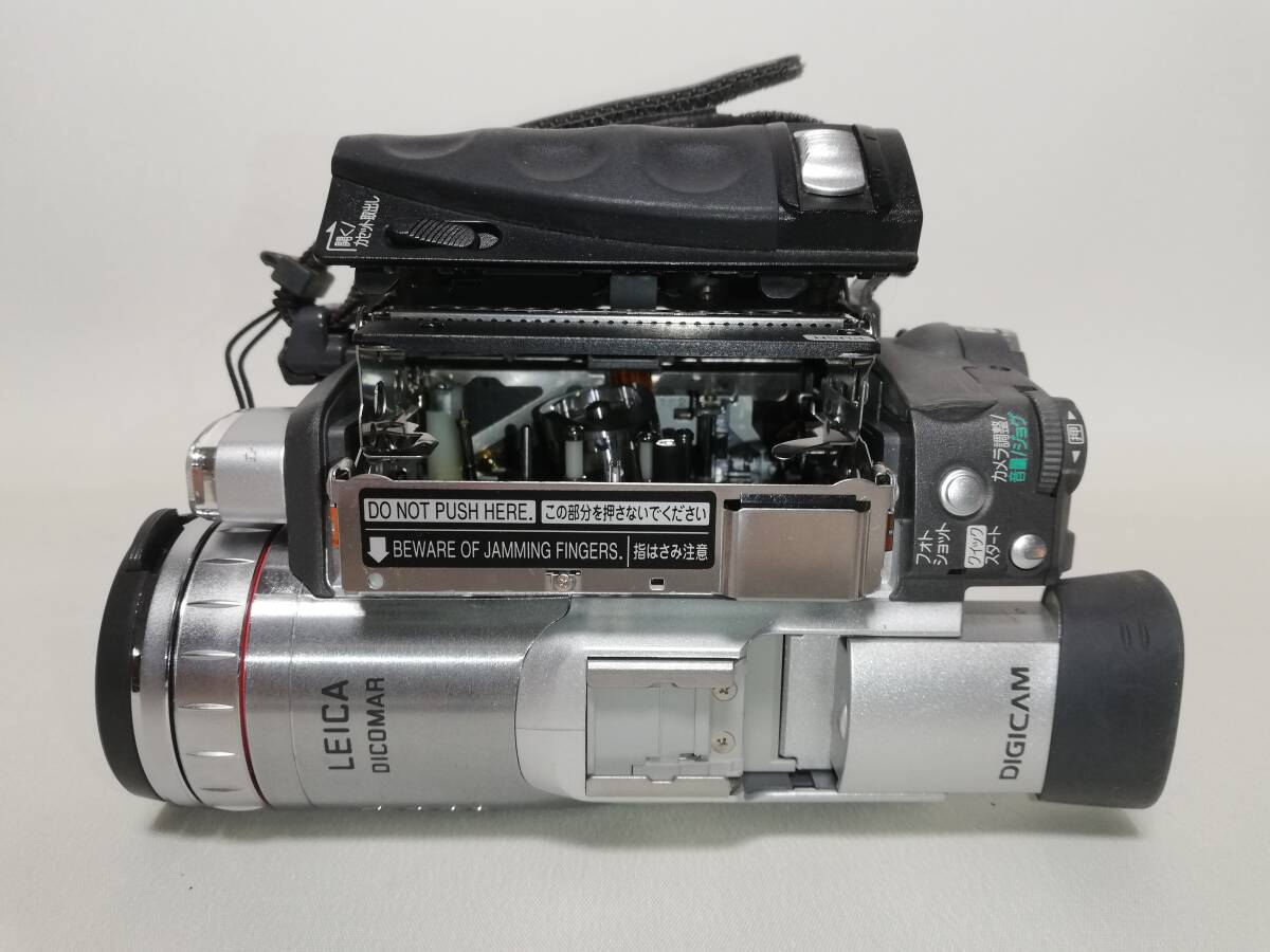 【録・再OK】Panasonic 3CCD miniDV ビデオカメラ NV-GS70の画像7