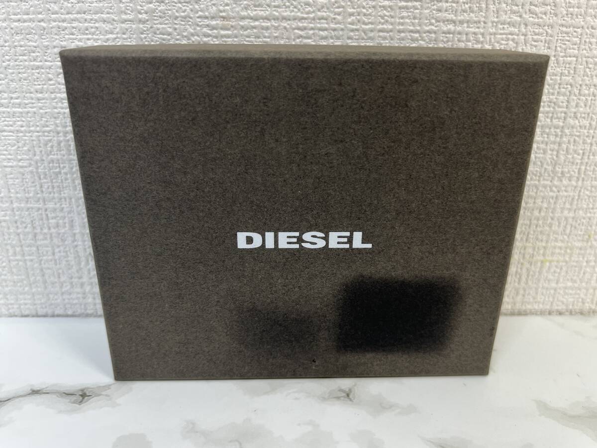 【未使用品】DIESEL ディーゼル 革 レザー 二つ折り財布 エコバック 2点セット_画像2