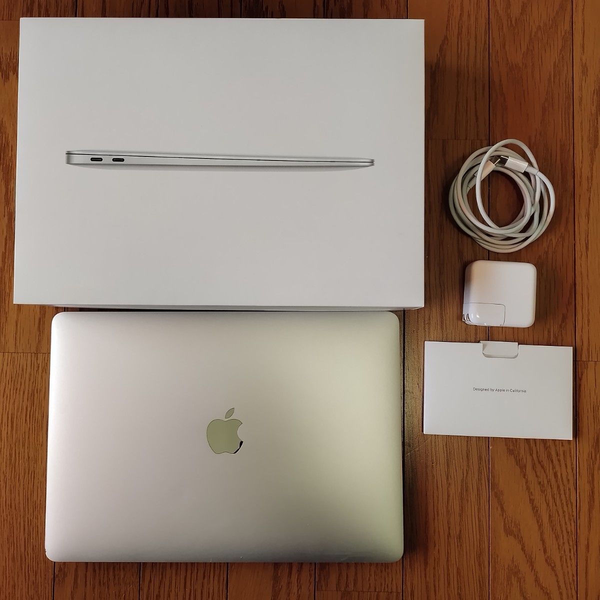 訳アリ Apple MacBook Air 13インチ M1 256GB MGN93J/A シルバー 訳アリ Apple MacBook Air 13インチ M1 256GB MGN93J/A シルバー