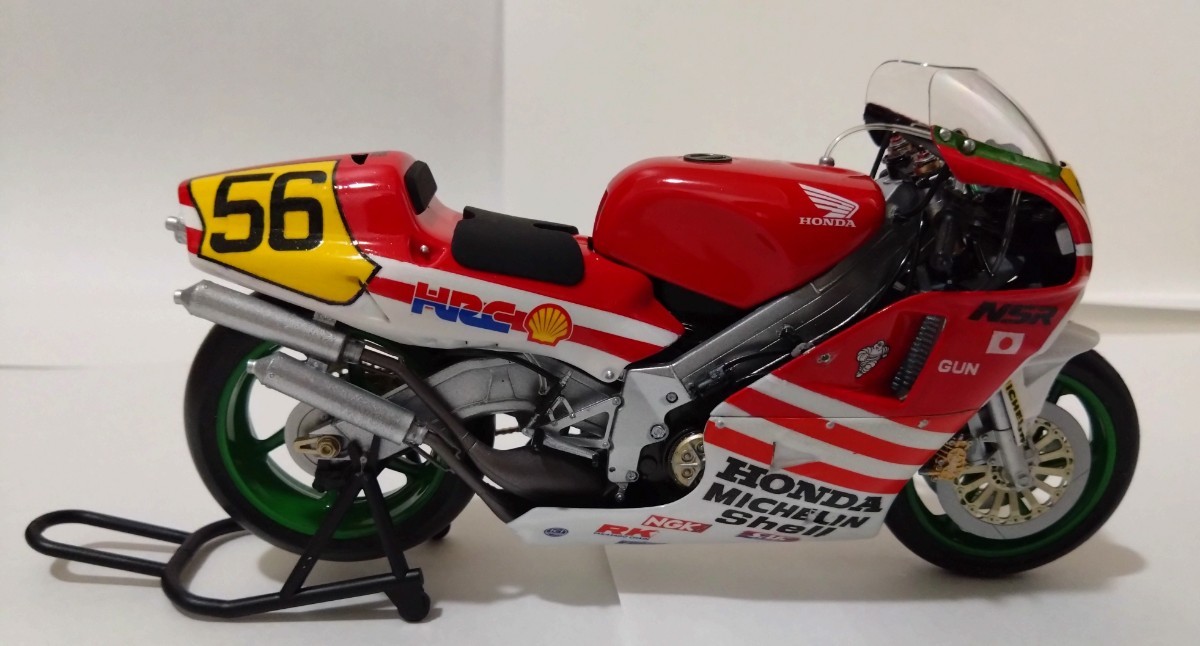 ハセガワ　バイクプラモデル完成品　バリバリ伝説　NSR500_画像3