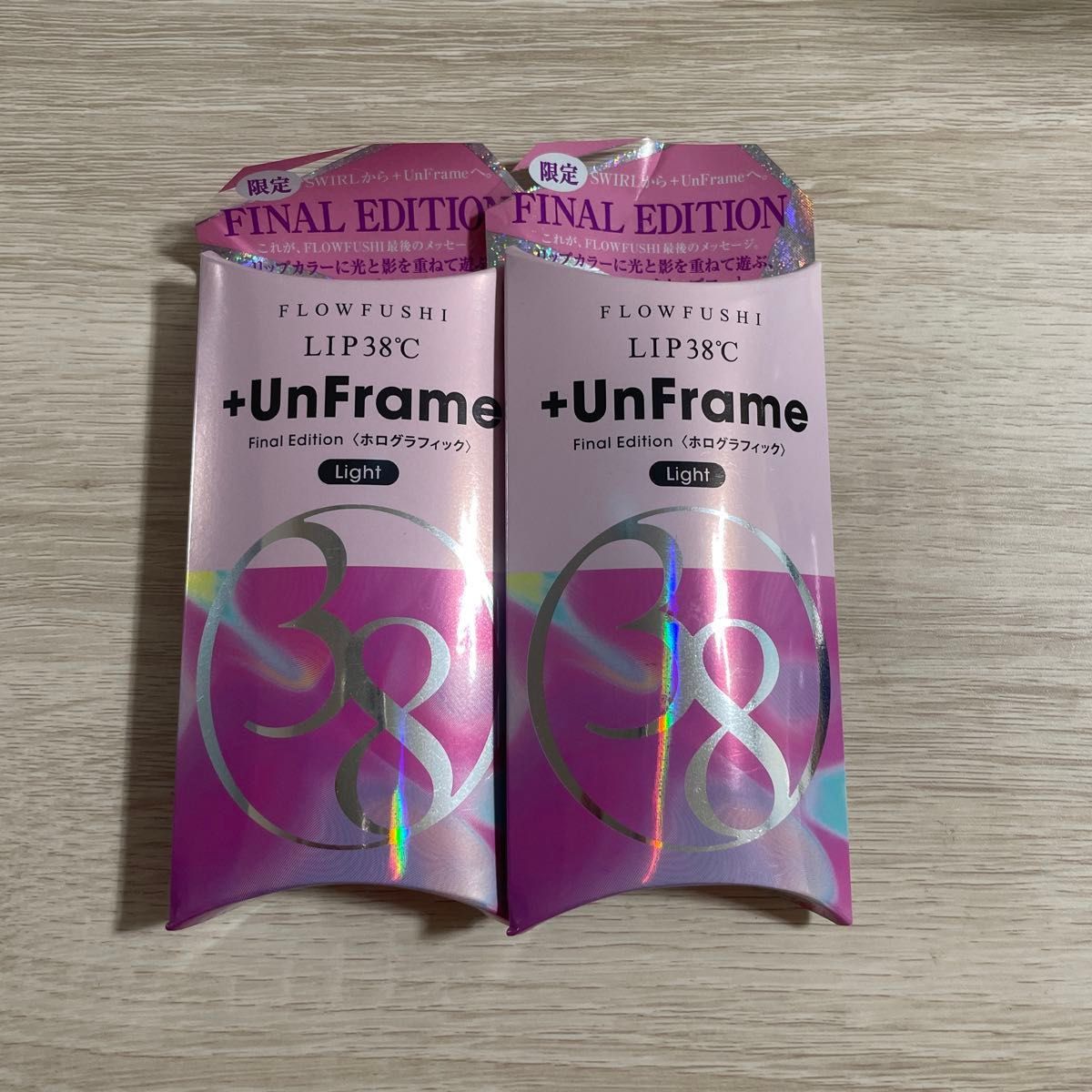 LIP38℃ ＋UnFrame ホログラフィック Light