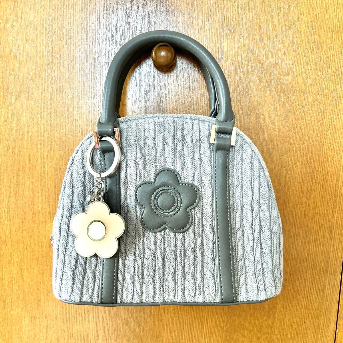 【GWセール】未使用 MARY QUANT ニットショルダーバッグと花柄 キーホルダー