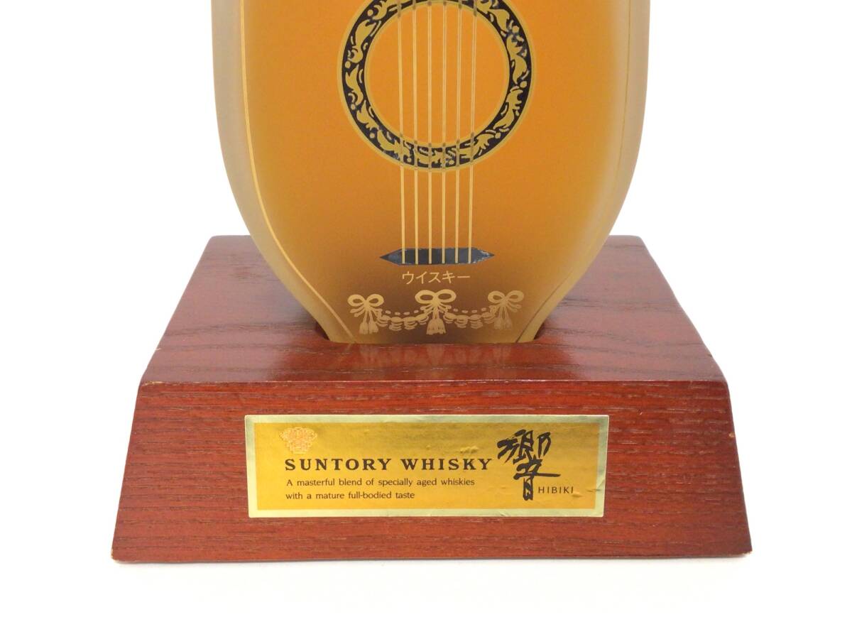ウイスキー サントリー 響 リラギター型 600ml 重量番号:2 (RW65)の画像2