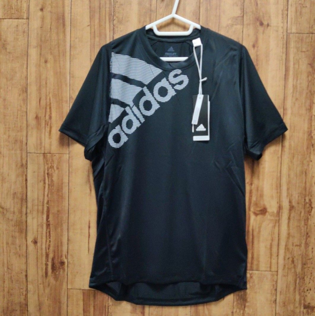 adidas アディダス 速乾性 Tシャツ  ブラック トレーニング ビッグロゴ