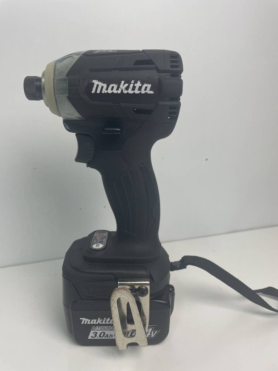 【美品】マキタ　makita 充電式インパクトドライバー　TD137DRFXB 黒　14.4V　動作OK_画像6