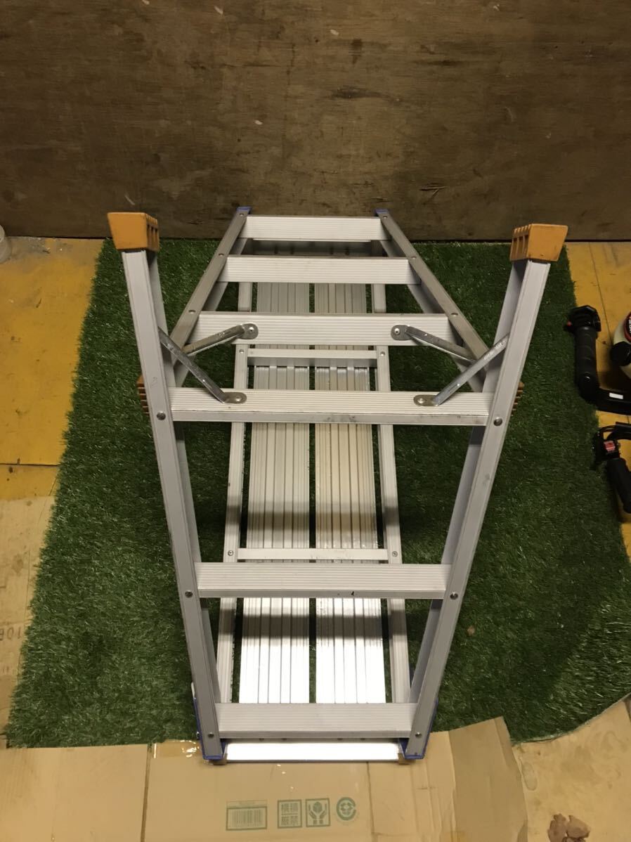  Hasegawa Hasegawa industry aluminium scaffold 3 step DRX-1075 stepladder folding step‐ladder car wash going up and down. postage successful bidder burden 