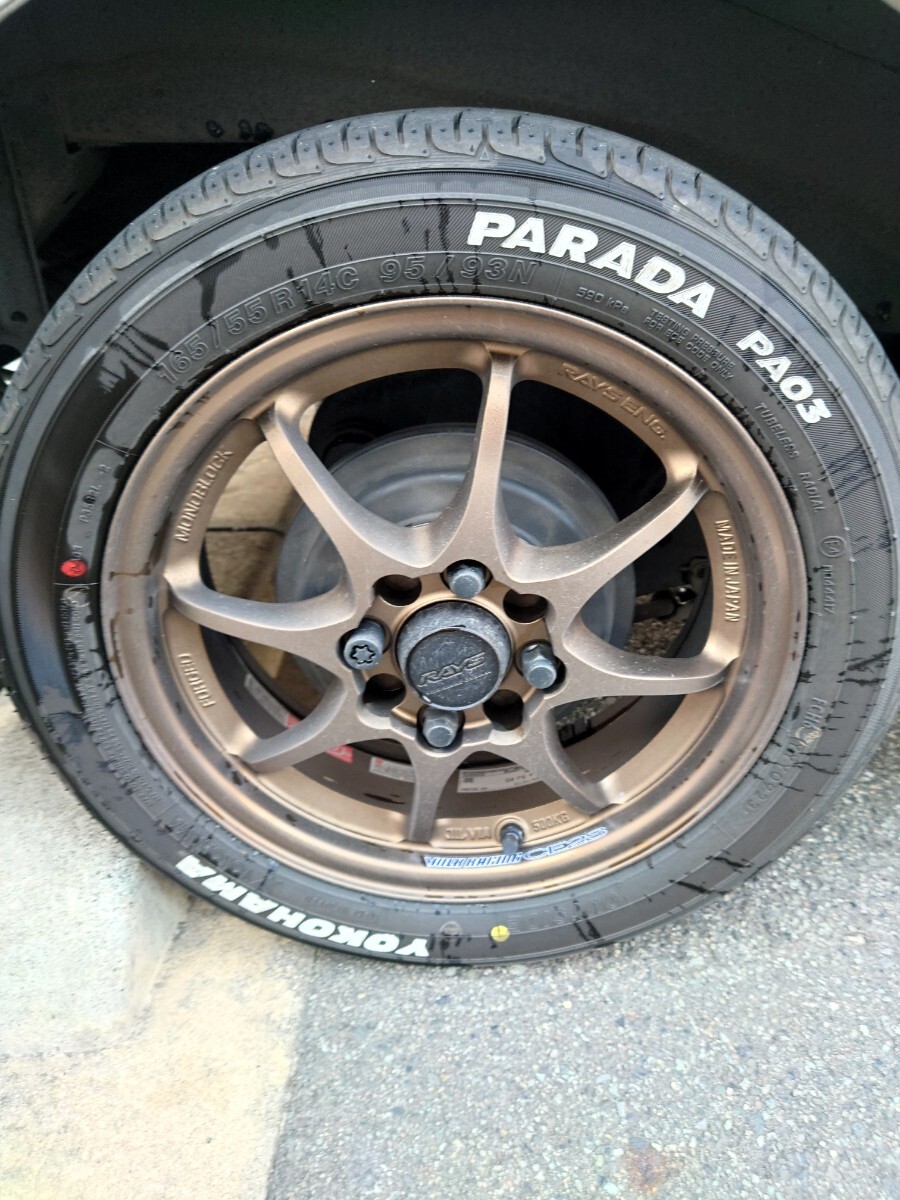 軽自動車14インチ　レイズ ボルクレーシングCE28N8ホイール、5J,＋45,PCD100タイヤ165/55R14エブリィDA17V_画像2