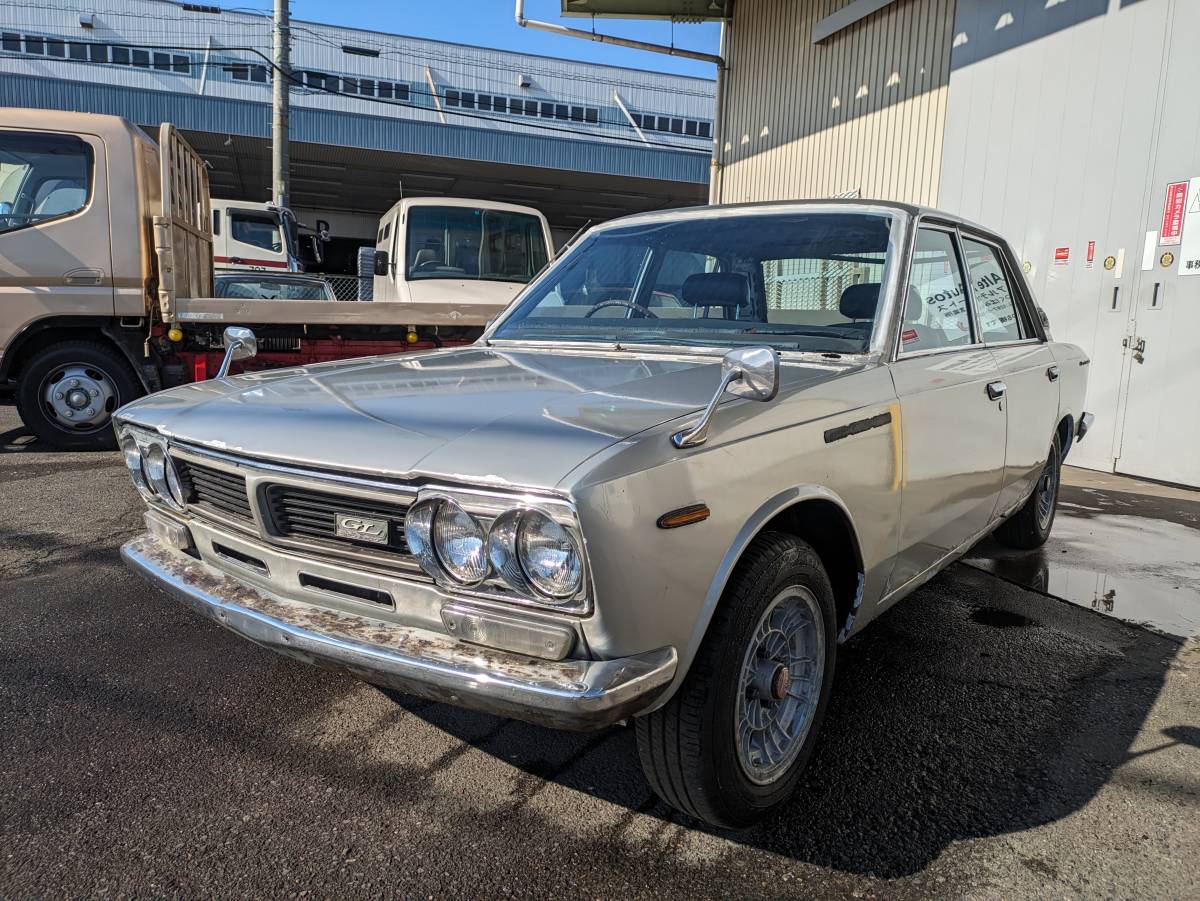 Yahoo!オークション - ニッサン 日産 ローレル 旧車C30 G18 昭和 Yahoo!オークション - ニッサン 日産 ローレル 旧車C30 G18 昭和
