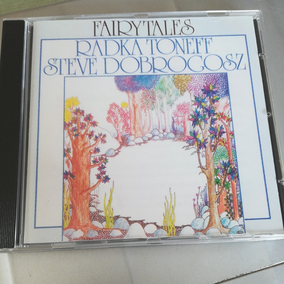 フェアリーテイルズ　FAIRY TALES 　ラドカトノフRADKA TONEFF 　スティーブロブロゴス STEVE DOBROGOSZ 　_画像1