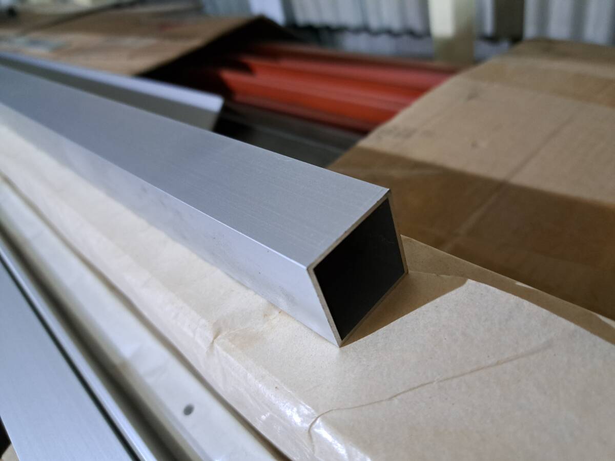 3* aluminium silver angle pipe, thickness 2 millimeter,40×40, length 100 millimeter unit, cut sale sale 