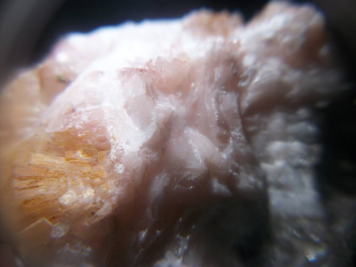 アメリカ　モンタナ州　ロードクロサイト　菱マンガン鉱　ピンクの花弁　良標本　定型外発送_画像8