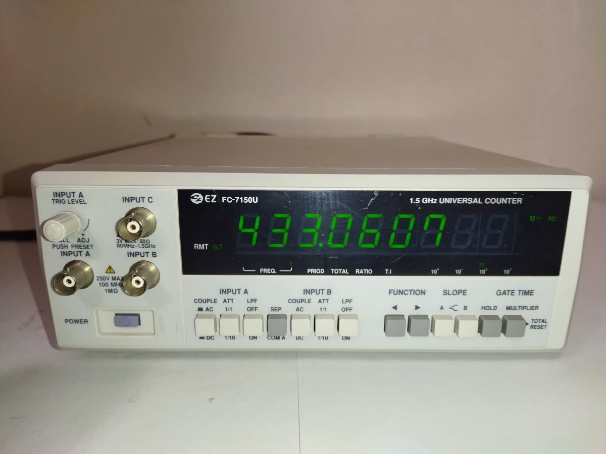 周波数カウンター　ユニバーサルカウンター　FC-7150U　EZ　1.5GHz　動作品_画像1