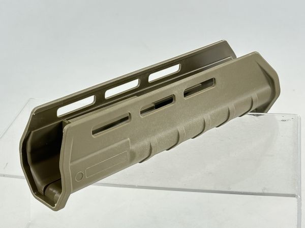 【春SALE】GE 製 マルイ M870 用 マグプルスタイル フォアエンド FDE 検）SR25 M4 海兵隊 米軍 M4 M4A1 CQB AR15 M16 SR16 SR47_画像1