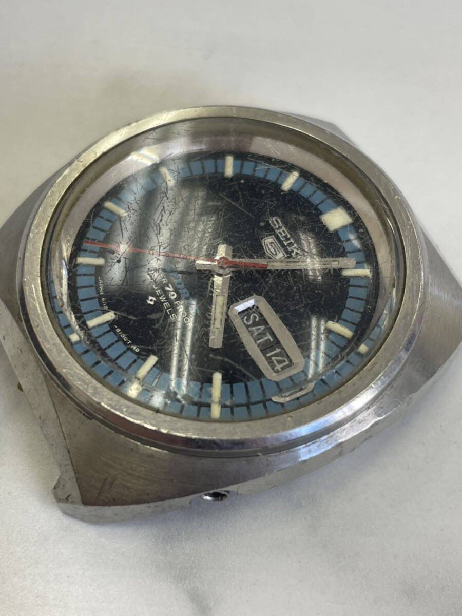 27.稼働品・竜頭欠品・SEIKO セイコー 5 SPORTS ファイブスポーツ 6119-8130デイデイト 70m PROOF 自動巻き メンズ腕時計//TO100_画像4