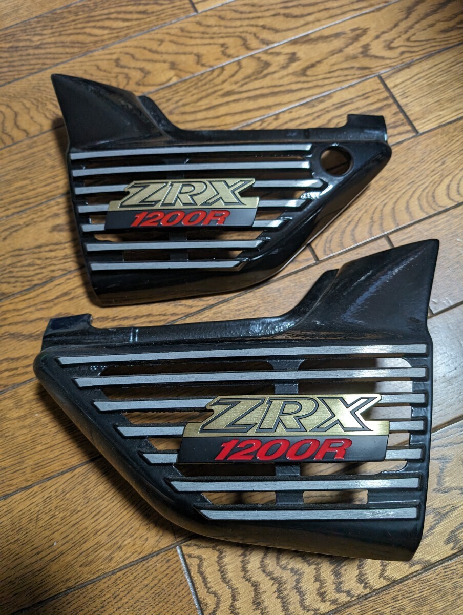 ZRX1200Rサイドカバーエンブレム付きの画像3