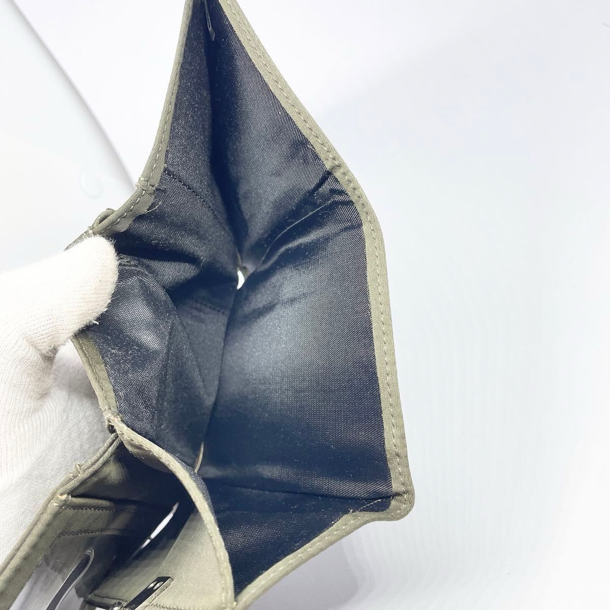 【DKNY】ダナ キャラン  三つ折り財布 