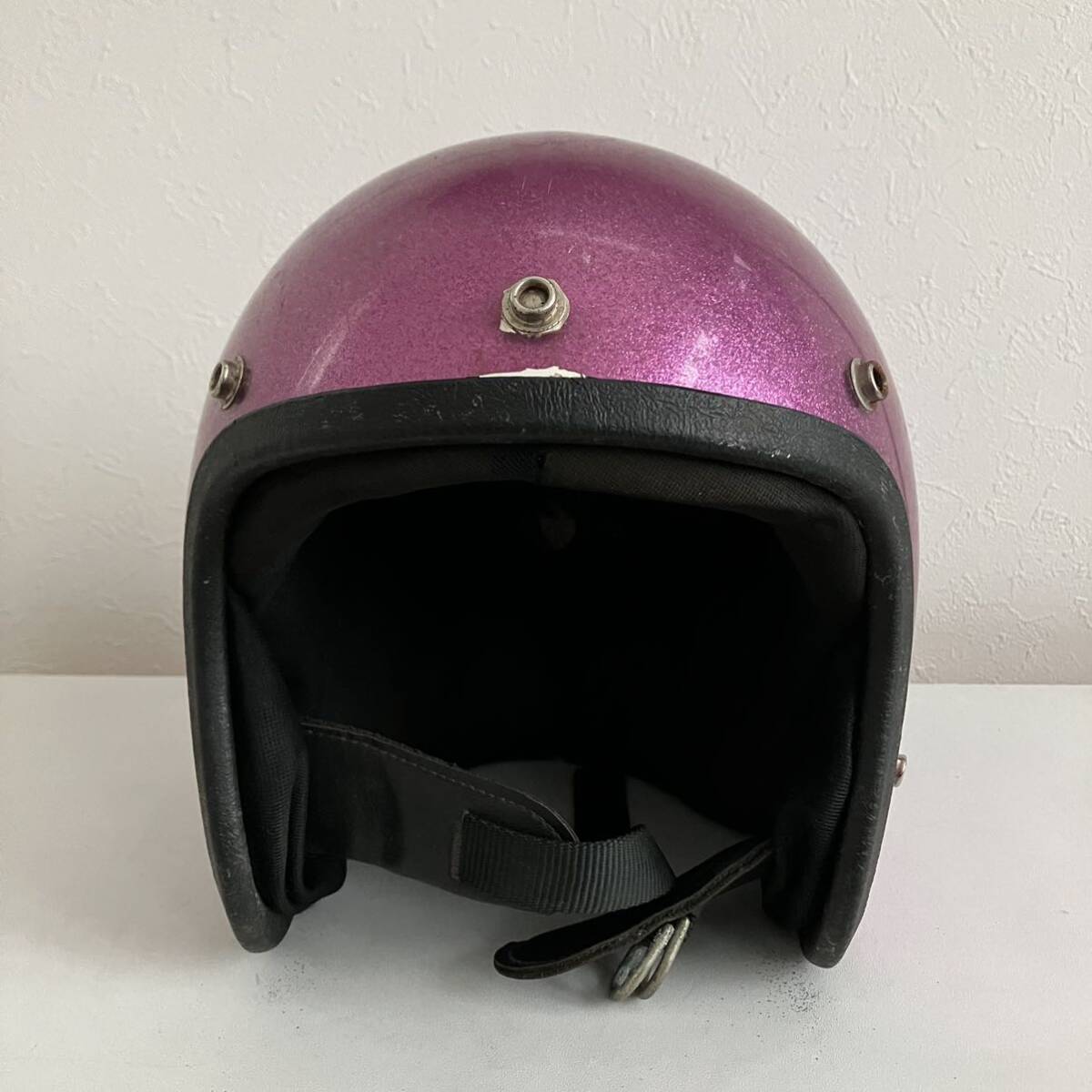 ビンテージヘルメット 1960年代 メタルフレーク ハーレー 紫 BUCO.BELL.ジェット Lサイズ ハーレー カフェレーサー 北海道 札幌MOTORS INC_画像2