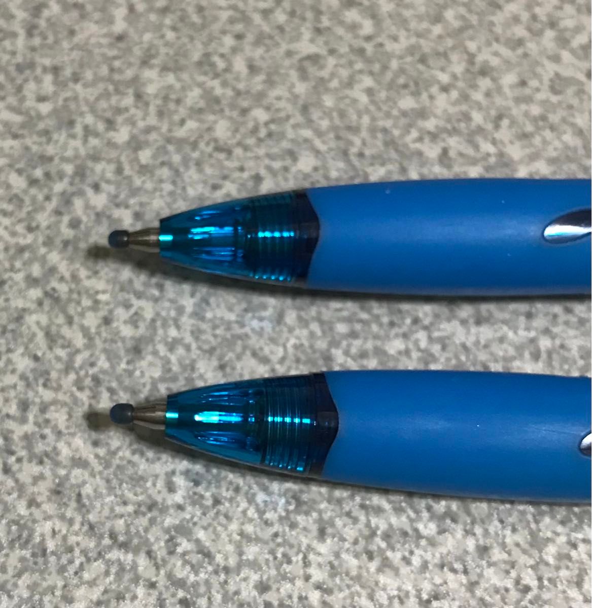 文房具セット⑧ PILOT 0.7黒ボールペン 2本　コクヨ B5レポート用紙 2冊、A5ノート 2冊、蛍光ペン2色ツイン3本