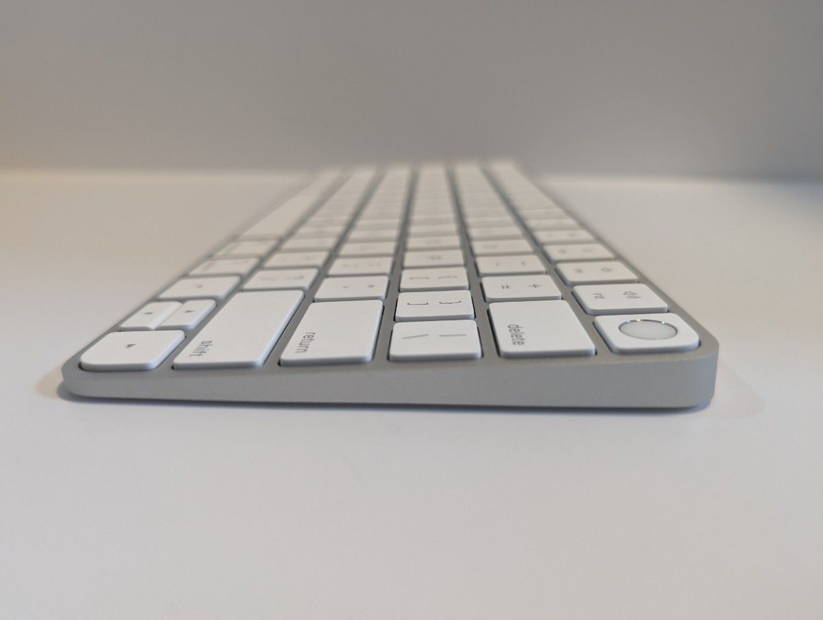 【美品】Touch ID Apple Magic Keyboard JIS配列