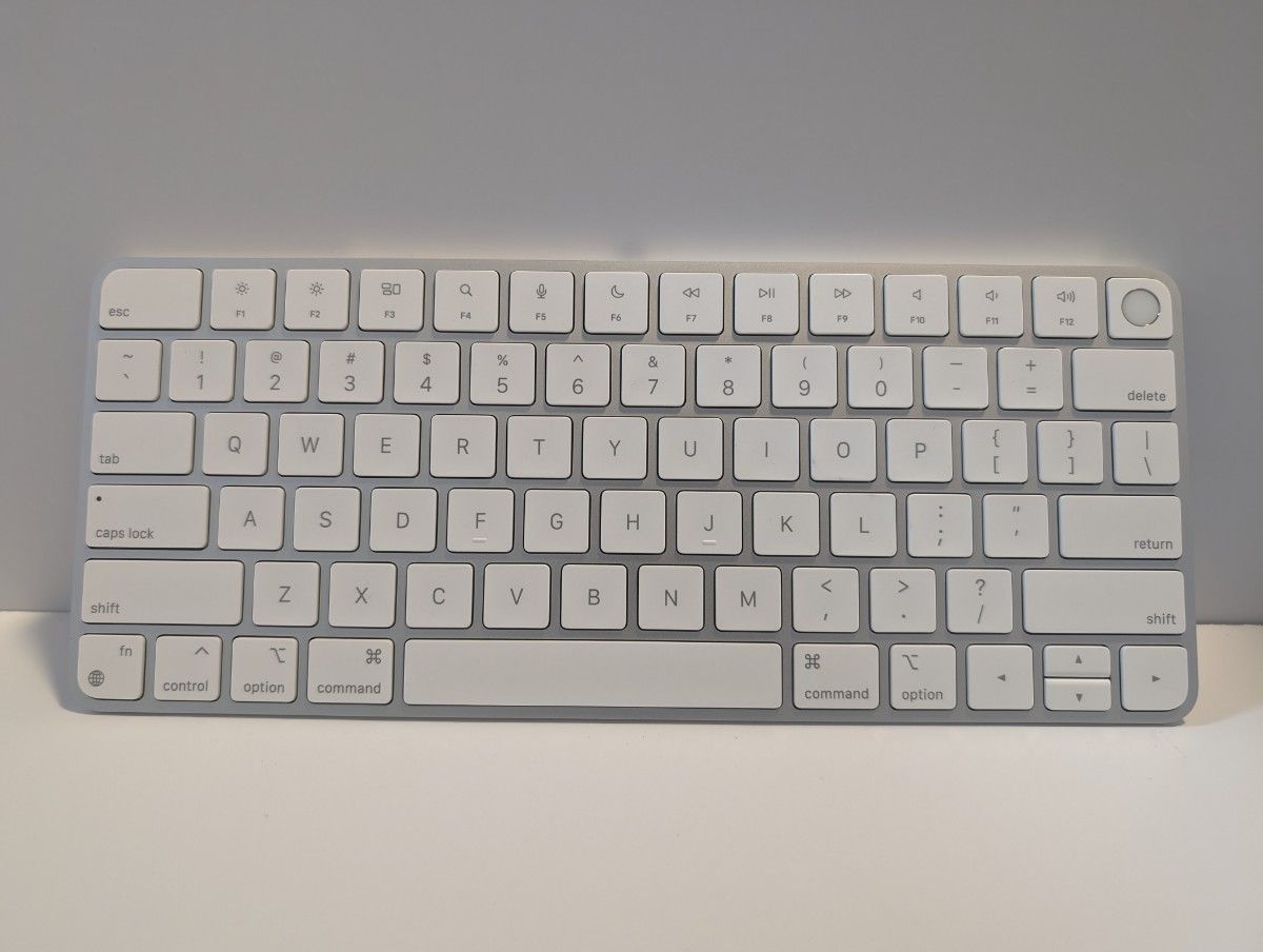 【美品】Touch ID Apple Magic Keyboard JIS配列