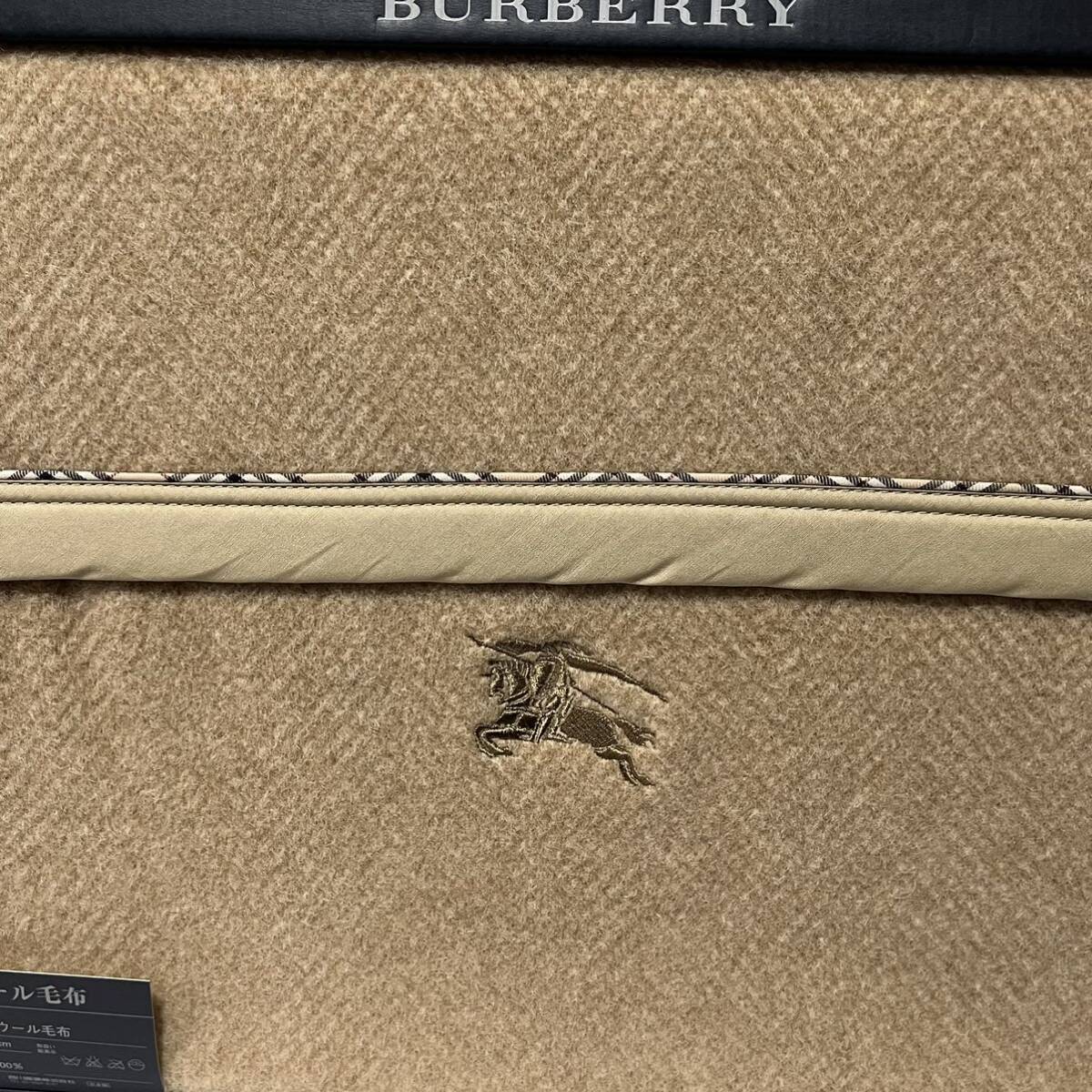 美品未使用　BURBERRY バーバリー ウール毛布 ノバチェックライン　ベージュ　ホースロゴ　140×200cm