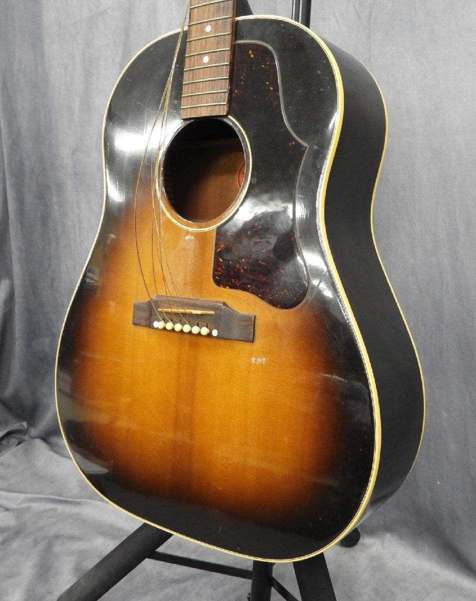 ☆ Gibson ギブソン 1962 J-45 アコースティックギター #92068034 ケース付き ☆現状品☆_画像1