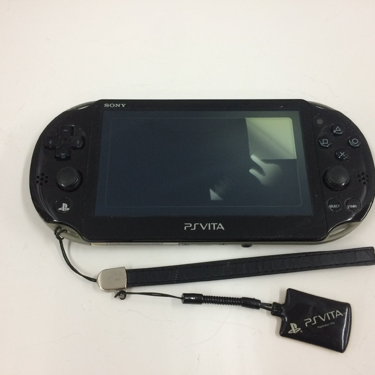 f300*80 【現状品】 SONY ソニー PSVita PCH-2000 カーキ/ブラック 32GBメモリーカード付 (USBケーブル、ACアダプター、電源コード欠品)_画像4