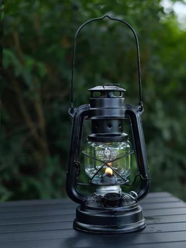 新品 1円 キャンプ用 超高品質 オイルランタン 灯油ランタン 照明 キャンプランタン アウトドア 野外登山 ブラック黒の画像7