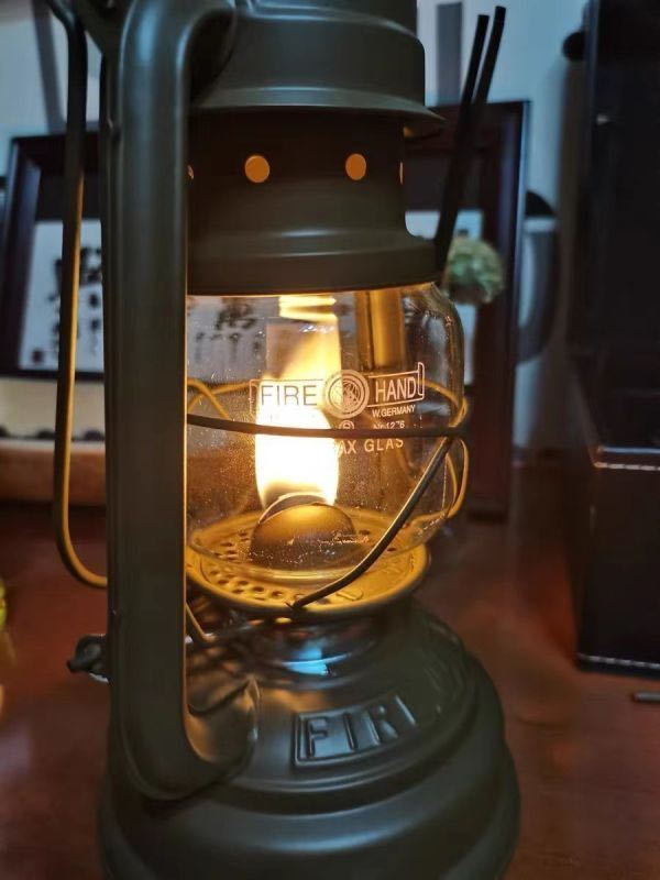 新品 1円 キャンプ用 超高品質 オイルランタン 灯油ランタン 照明 キャンプランタン アウトドア 野外登山 グリーンの画像2