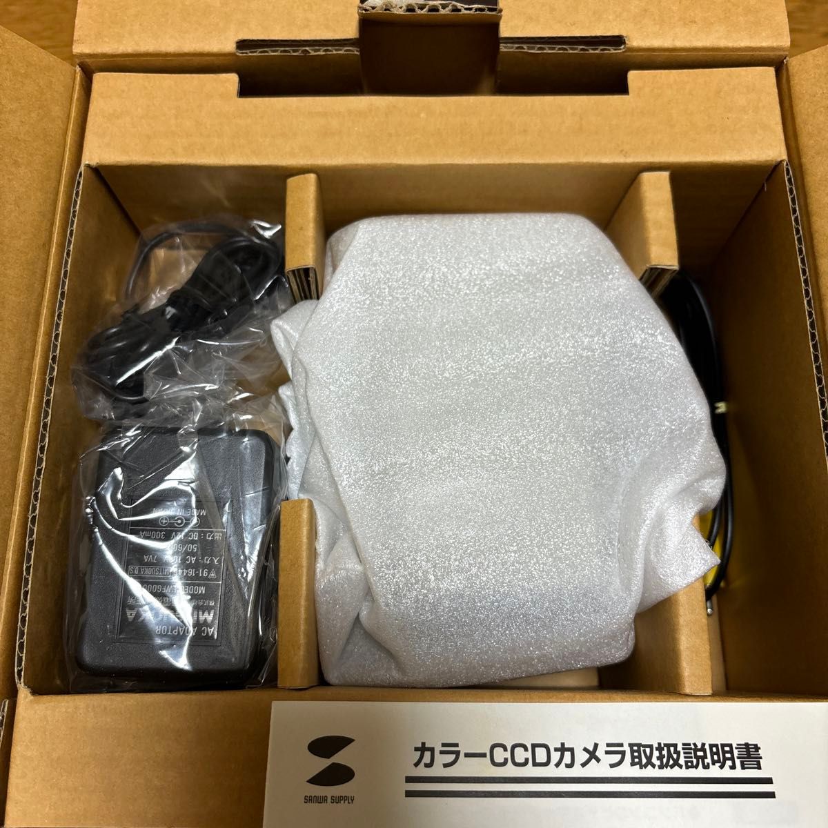 絶版品！希少新品未使用サンワサプライカラーCCDカメラCCD-V1