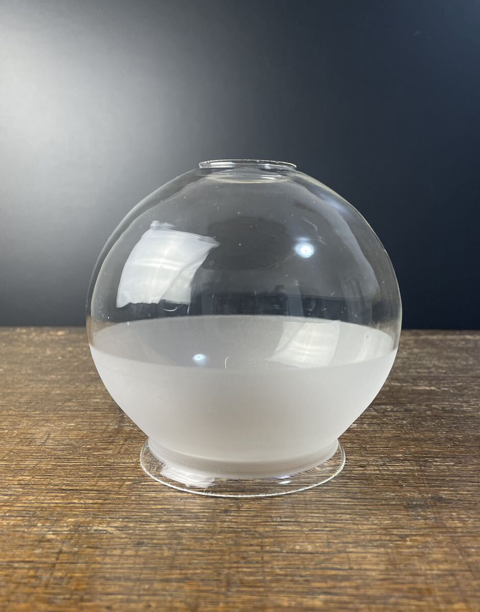 蔵出し ランプ ホヤ ガラス 高さ 約12.5センチ オイルランプ ホヤ瓶 時代物 硝子 骨董 照明 工芸ガラス アンティーク ガラス to-23の画像1