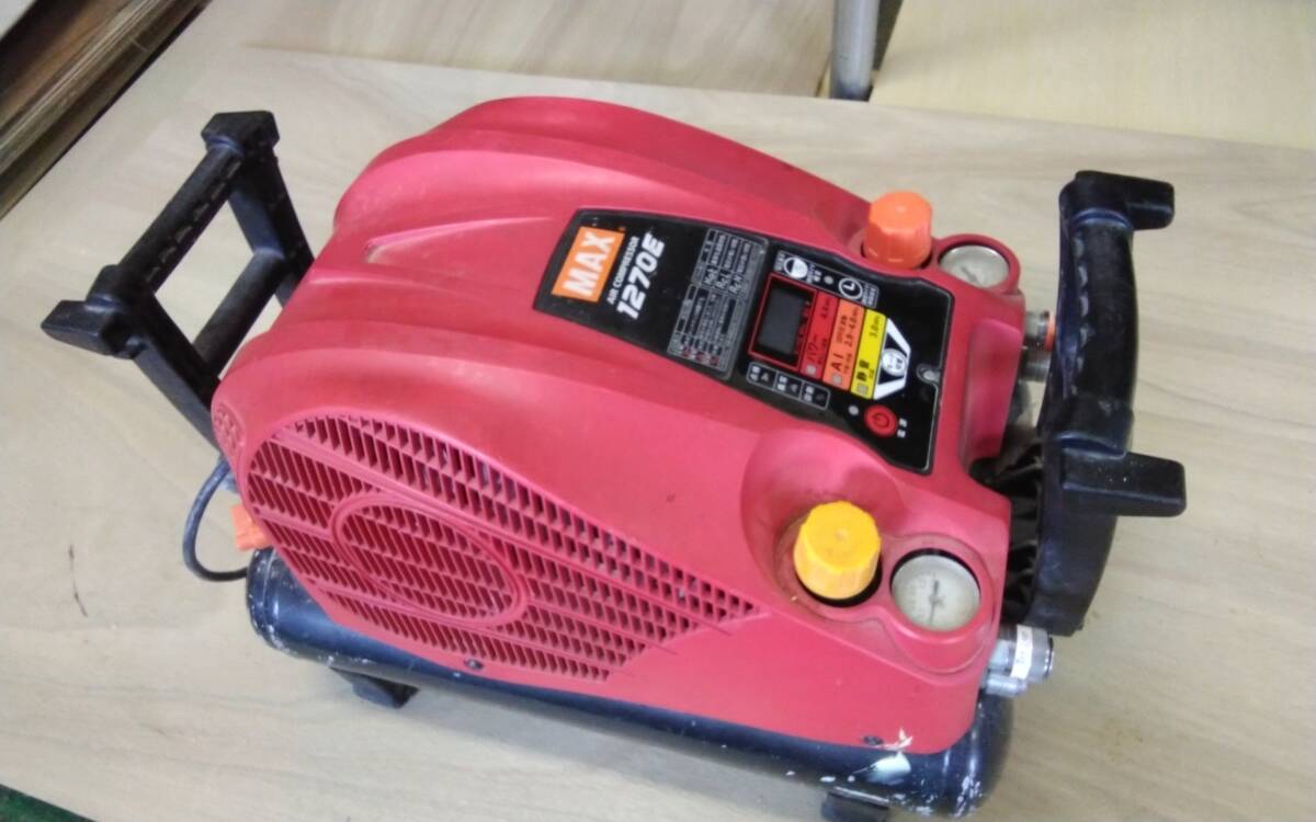 MAX マックス エアコンプレッサー AK-HL.HH1270E 動作確認済み MAX マックス エアコンプレッサー AK-HL.HH1270E 動作確認済み