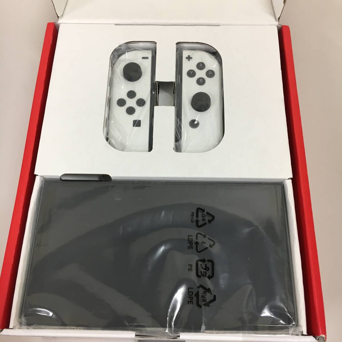 Nintendo Switch 有機ELモデル 本体 ホワイト ニンテンドースイッチ 任天堂 中古現状販売品 管理Bの画像3