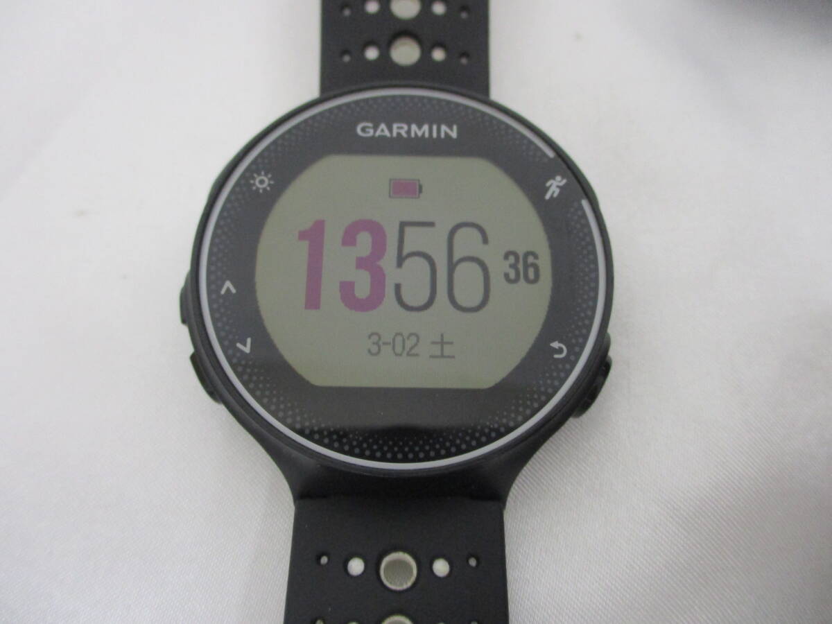 GARMIN ガーミン ランニングウォッチ GPS ライフログ ForeAthlete 230J ブラック ホワイト_画像1