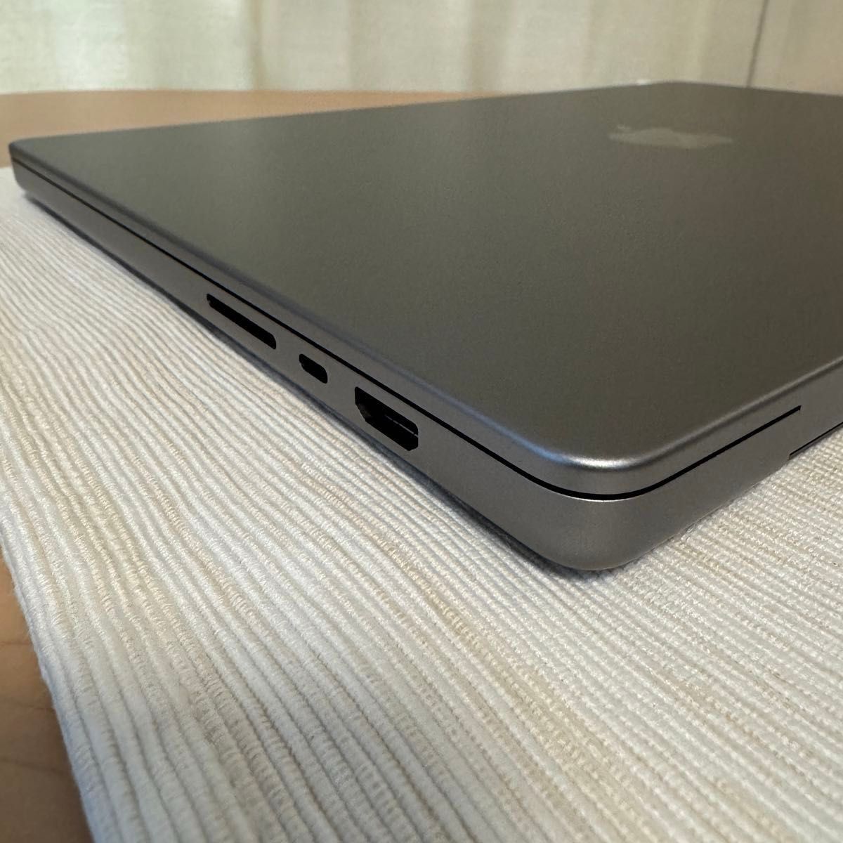 Apple MacBook Pro 16インチ M1 Pro 512GB