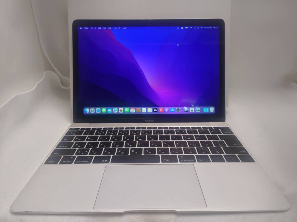 MacBook 12-inch Early 2016 Core_m3 1.1GHz 8GB SSD256GB シルバー_画像1