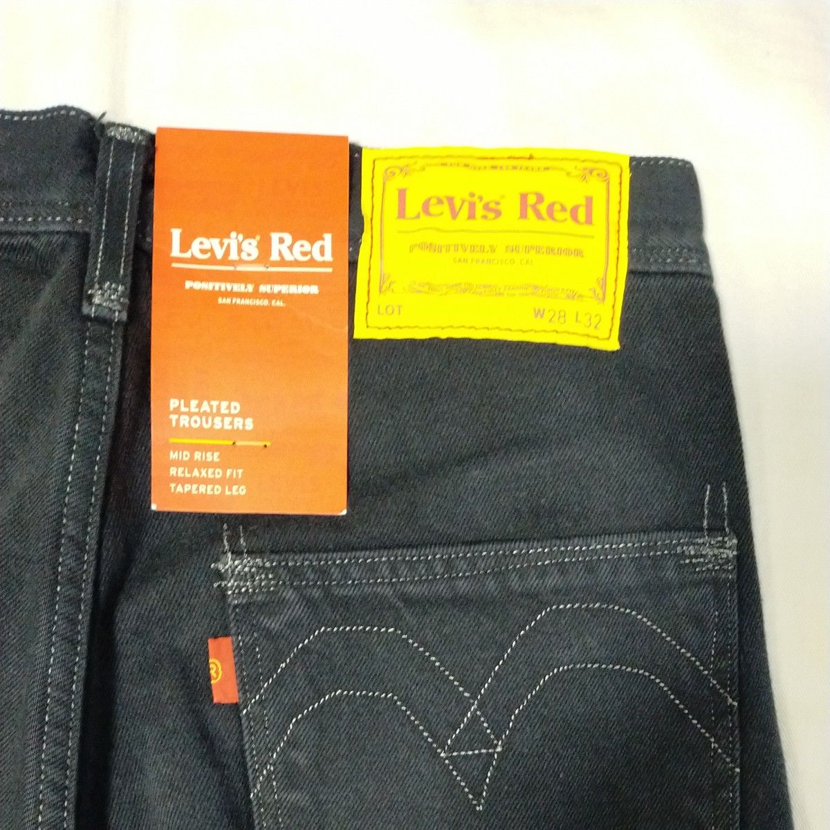 LEVI’S  リーバイス 黒 ブラック PLEATED TROUSERS W28 L32 A11200001 新品未使用