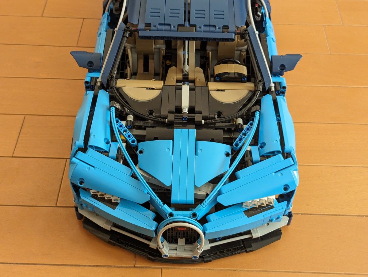 LEGO Technic Bugatti Chiron 42083 レゴ テクニック ブガッティ シロン