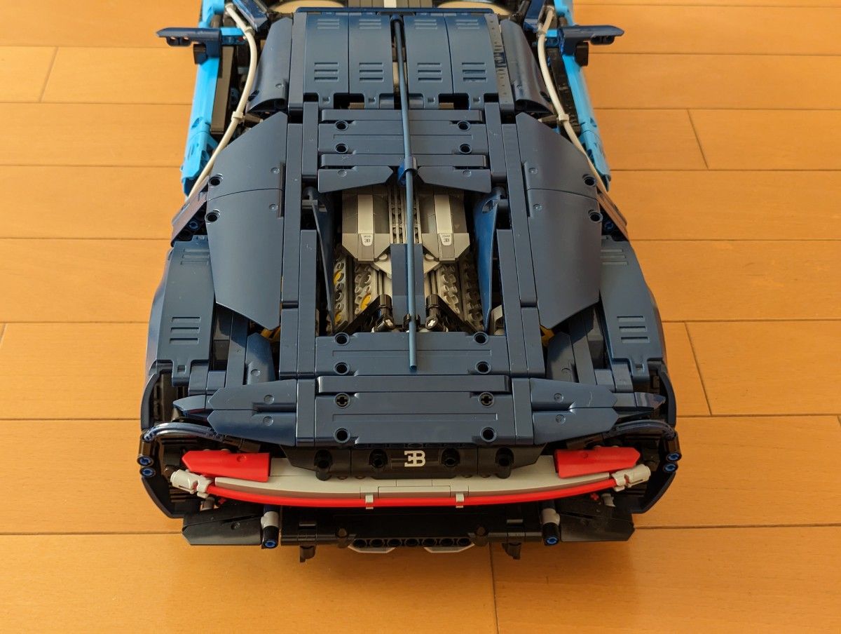 LEGO Technic Bugatti Chiron 42083 レゴ テクニック ブガッティ シロン