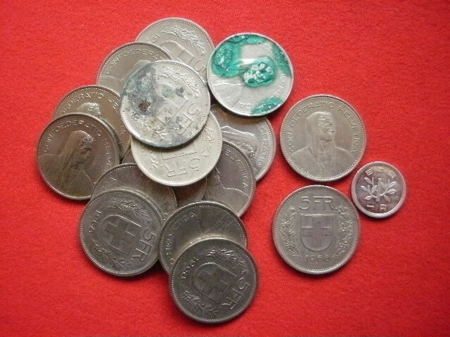 ◎スイスのコイン HELVETICA (SWITZERLAND) 5 FRANCS 白銅貨１６枚一括 数枚青サビあり 総重量約２１０g 中古並品～の画像1